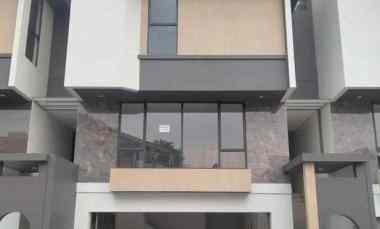 Rumah Setra Duta Bandung