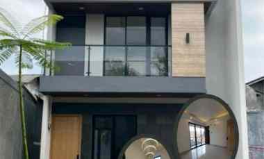 Rumah Dijual di Jl Pancoran mas