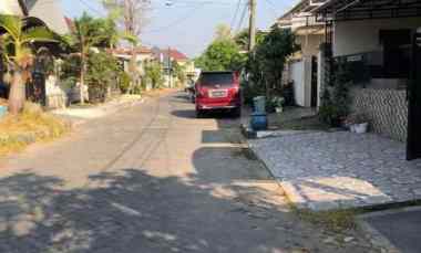 Rumah Siap Huni 1,5 Lantai di Pondok Candra Indah