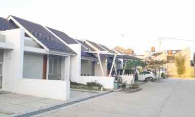 Rumah Siap Huni 2 Kamar Tidur di Semara Ciganitri