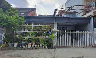 Rumah Dijual di SAWOJAJAR