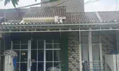 Rumah Siap Huni di Perum Kebraon Surabaya Selatan