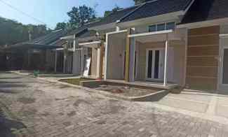 gambar rumah siap huni hanya 10 menit umy dp 5 410 jt