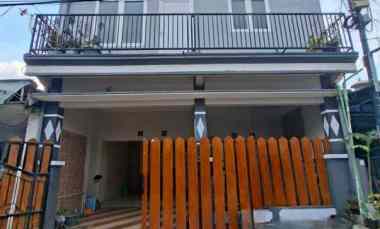 Rumah Dijual di SAWOJAJAR