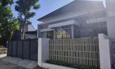 Rumah Siap Huni, Tanah Luas, dekat Pasar Jangkang, Sleman