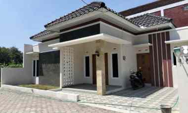 Rumah Siap Huni Timur Pasar Jangkang Sleman