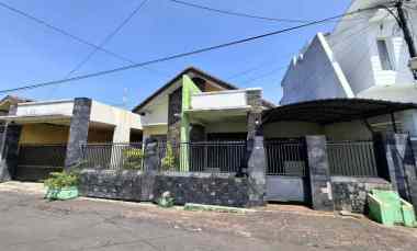 Rumah Strategis dekat Kampus Jember