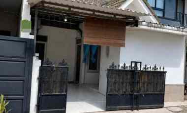 Rumah Strategis di Nusa Loka Bsd Jual atau Sewa