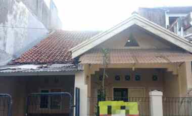 Rumah Dijual di Komplek Cibabat Cimahi