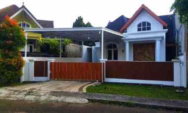 Rumah sudah Renovasi Dibukit Golf Riverside Cibubur