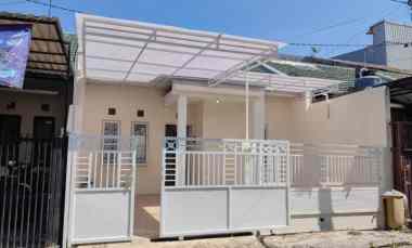 Rumah Dijual di Sukolilo Dian Regency