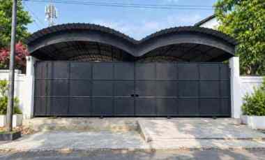Rumah Sukomanunggal Jaya Hitung Tanah Row 2.5 Mobil