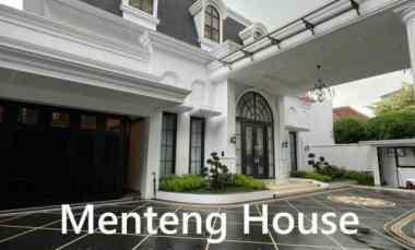 Rumah Super Mewah di Menteng, Jakarta Pusat