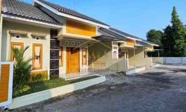 gambar rumah terlaris di cluster dekat maguwoharjo 700jt