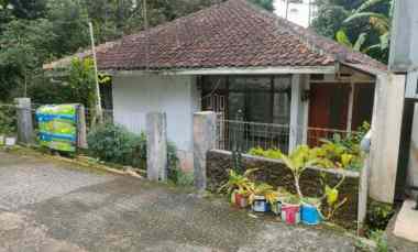 rumah tua hook di kawasan bukit ligar cigadung timur