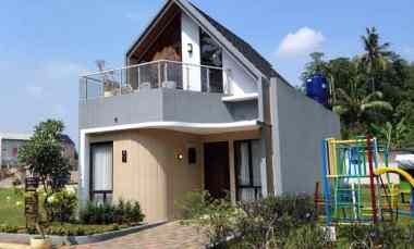 Rumah Villa dekat di Cibinong