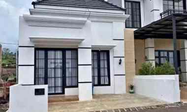 Rumah Villa Karangploso Malang dekat Wisata Kota Batu