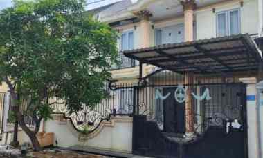 Rumah Wiguna Timur Row Jalan Kembar