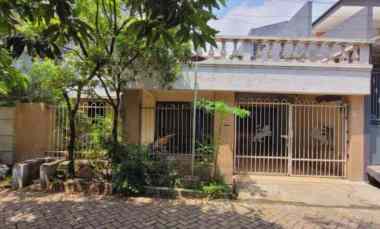 Rumah Wisma Permai Strategis Row Jalan 2 mobil