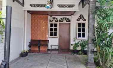 Rumah Wisma Permai Tengah, Strategis