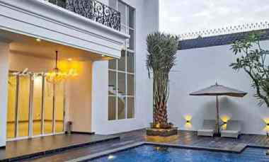 Rumah Mewah di Duta Indah Pondok Indah Jakarta Selatan