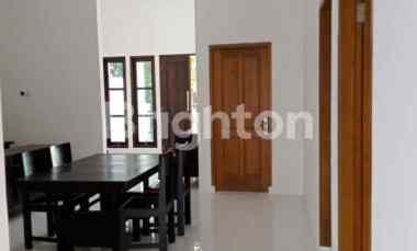 rungkut asri rumah kondisi kosongan harga nett