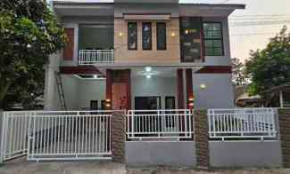 For Sale Rumah Hook 2 lantai Sangat Strategis di Sleman