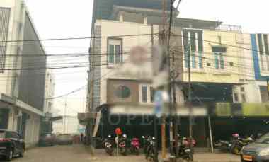 Komersial Disewakan di Jalan WR Supratman