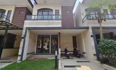 sewa rumah 4 kamar lavon swancity tangerang