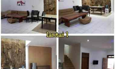 SEWA Rumah Simpang Darmo Permai Selatan