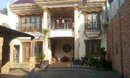 Rumah Semi Furnished + Kolam Renang Kadirojo Sleman Yogyakarta