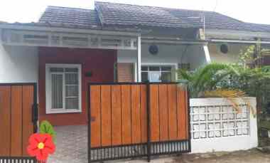 Take Over Rumah sudah Full Renov Lokasi Strategis