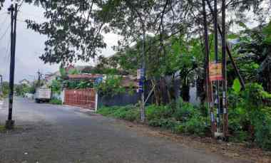 Tanah Kertomenanggal Hadap Timur Row Jalan 3 Mobil