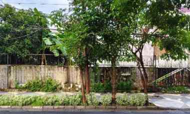 Tanah Komersial Raya Dharmahusada Indah Lokasi Premium