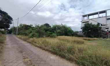 tanah zona merah red zone di nyang nyang bali