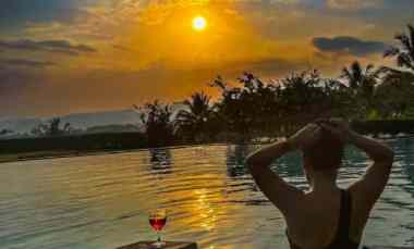 villa dengan view laut di pelabuhan ratu sukabumi