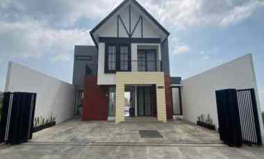 Villa Dijual di Panderman hill