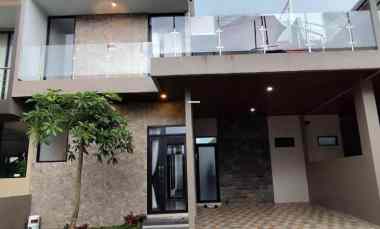 Villa Dijual di Oro Oro ombo