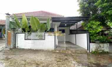 Villa Private Pool di Berbah Sleman Fully Furnish
