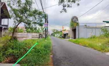 Tanah Dijual di 